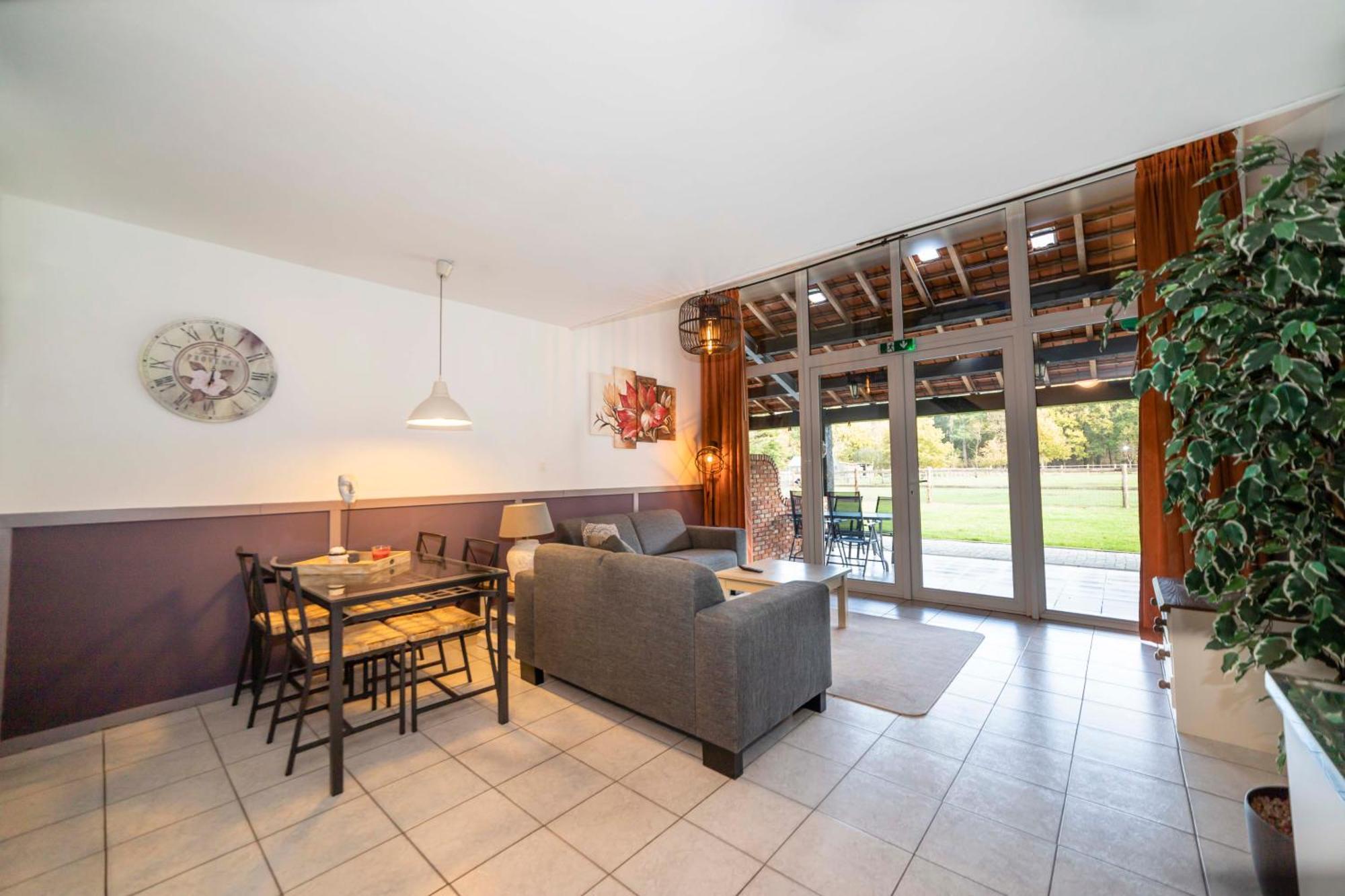 B&B De Kroonhoeve เบริงเกน ภายนอก รูปภาพ