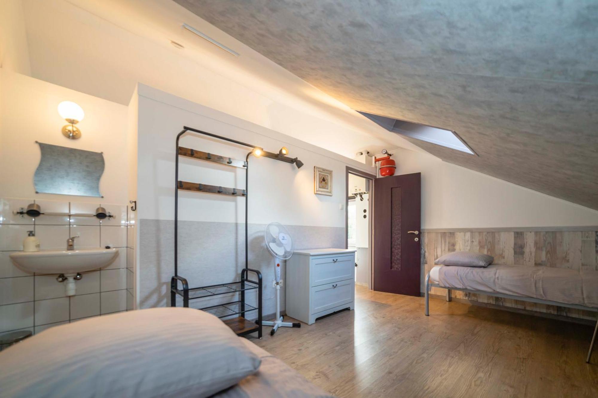 B&B De Kroonhoeve เบริงเกน ภายนอก รูปภาพ