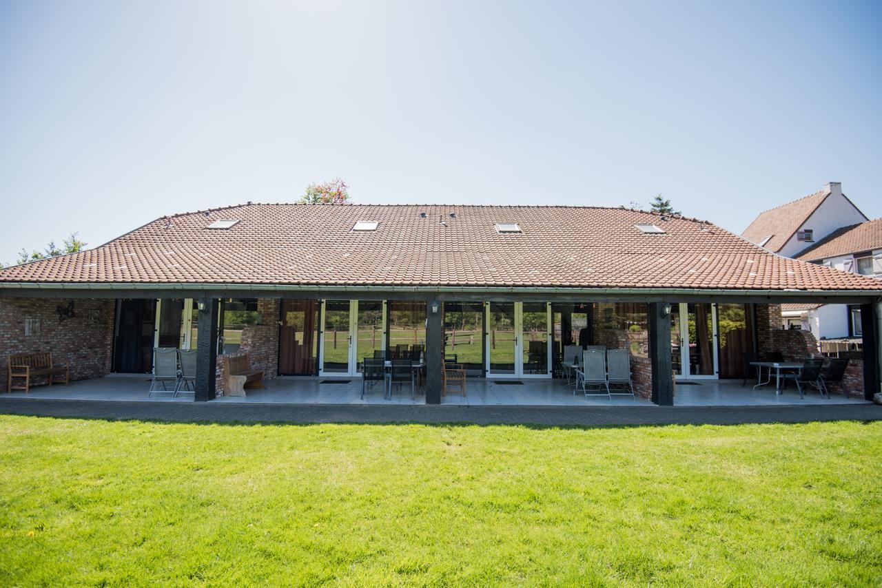 B&B De Kroonhoeve เบริงเกน ภายนอก รูปภาพ