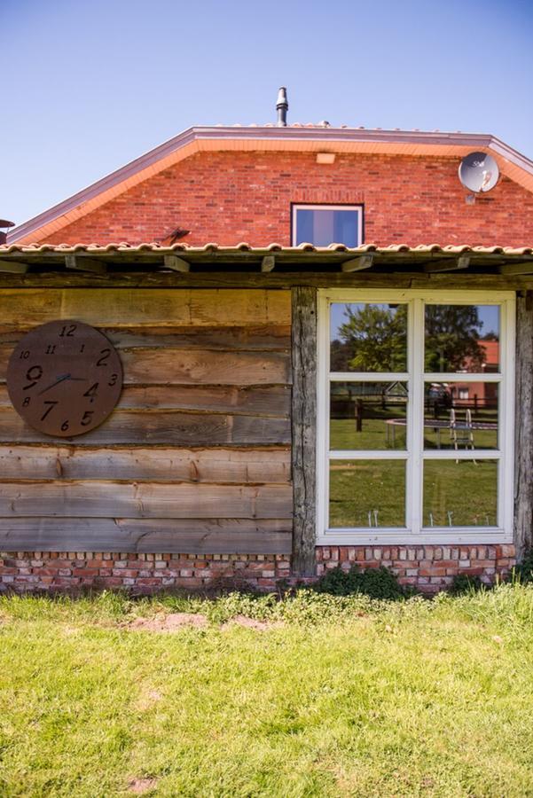 B&B De Kroonhoeve เบริงเกน ภายนอก รูปภาพ